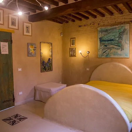 Casa Del Sole Bed and breakfast Camaiore