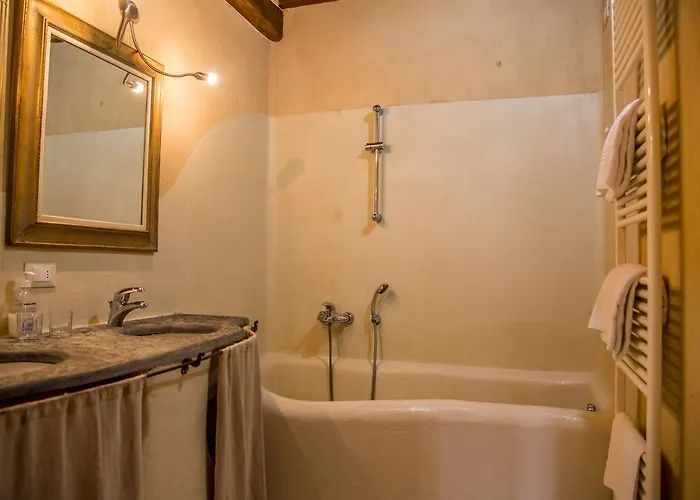 Casa Del Sole B&B 카마이오레