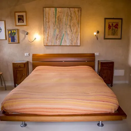 Casa Del Sole Bed & Breakfast